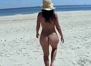 Nude woman ass